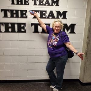 Meet your Posher, Connie